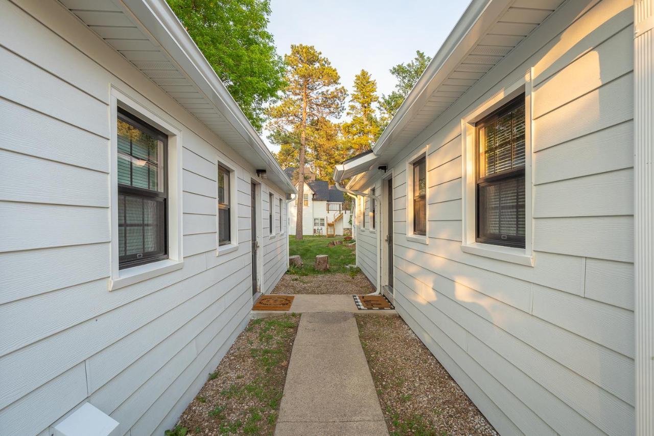 Spearfish Cottages Extérieur photo