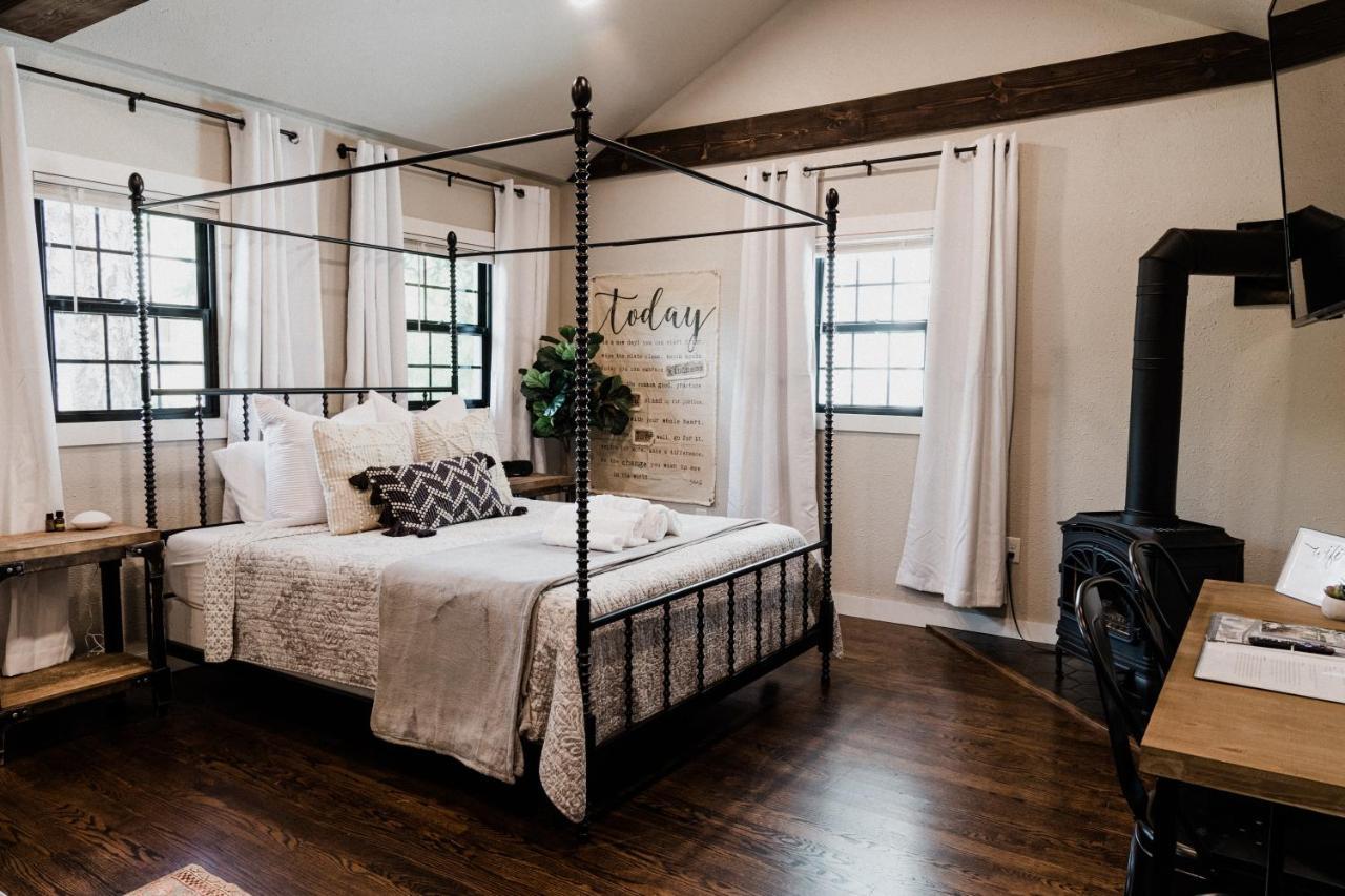 Spearfish Cottages Extérieur photo